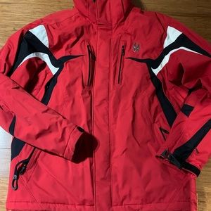 Men’s M red Spider ski jacket with thinsulate & powder belt.